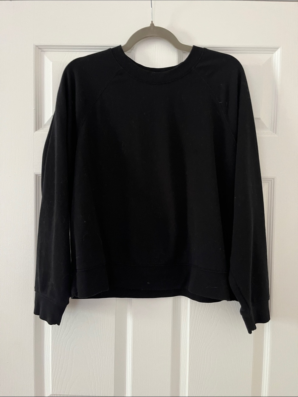 Old Navy Classic Black Crew Neck Pullover